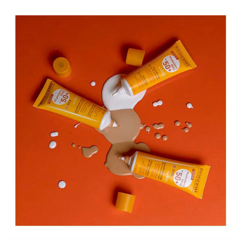 Protetor Solar Facial Bioderma Photoderm Max Aquafluide FPS 50+ Tom Claro 40ml