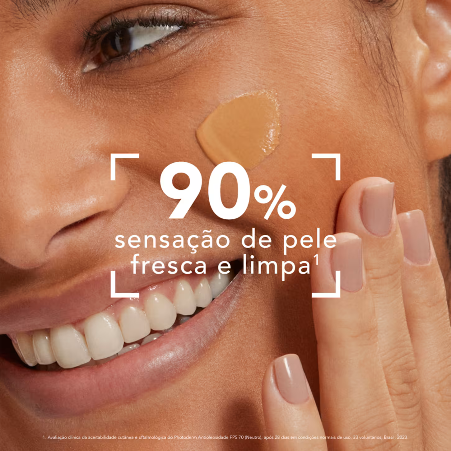 Protetor Solar Facial Bioderma Photoderm Antioleosidade FPS 70 Com Cor Médio